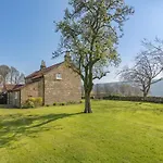 Holiday home Manor House Farm - Uk49536 *