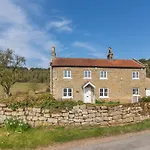 Holiday home Manor House Farm - Uk49536 *
